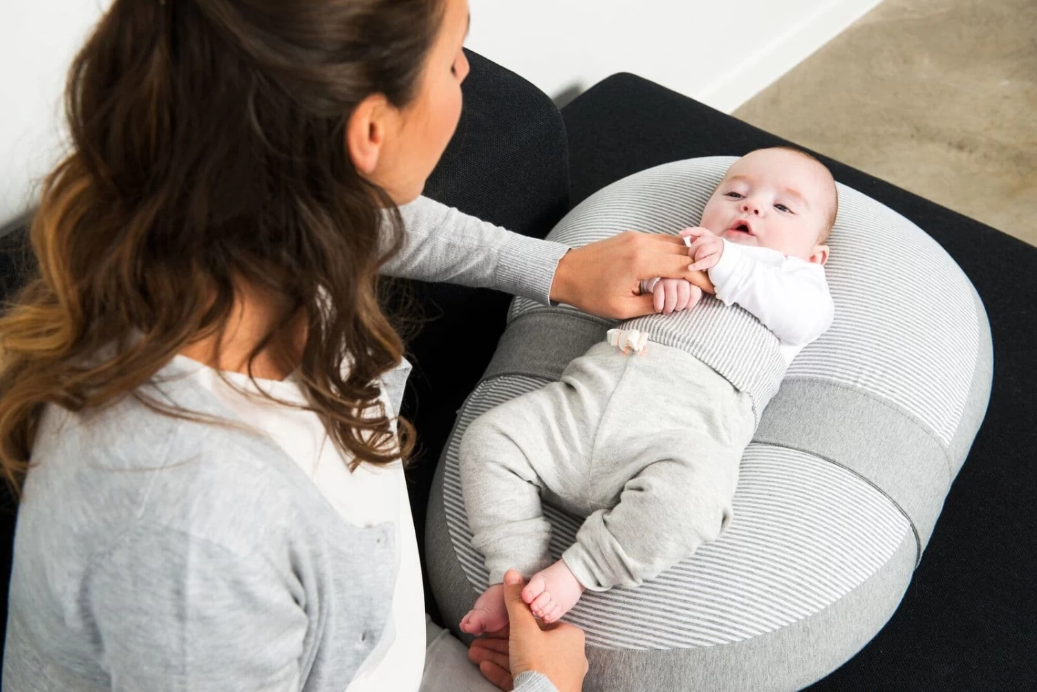 Doomoo Stillkissen Relax Bezug „Classic Gestreift" In Grau – Bild 6