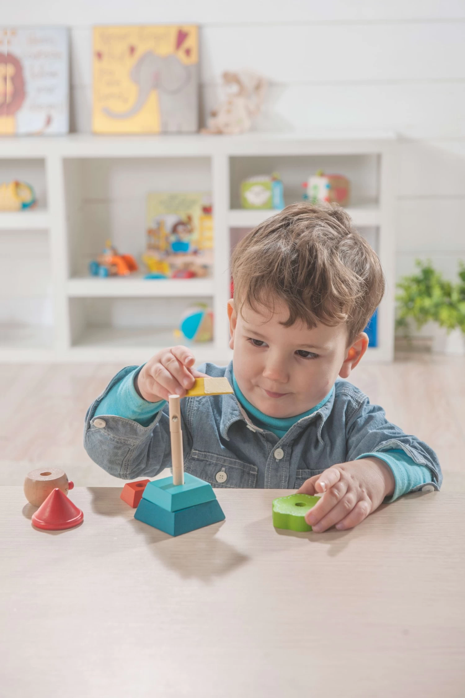 EverEarth Clown – Roter Hut – Bild 3