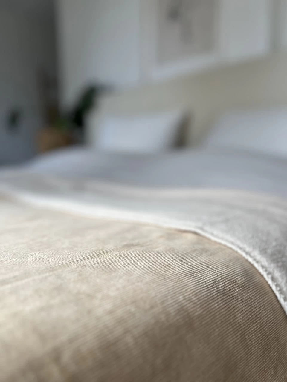 Bettdecke Plüsch Oddi In Beige – Bild 5